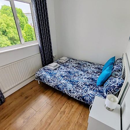 White City Apartment, Your London Stay מראה חיצוני תמונה